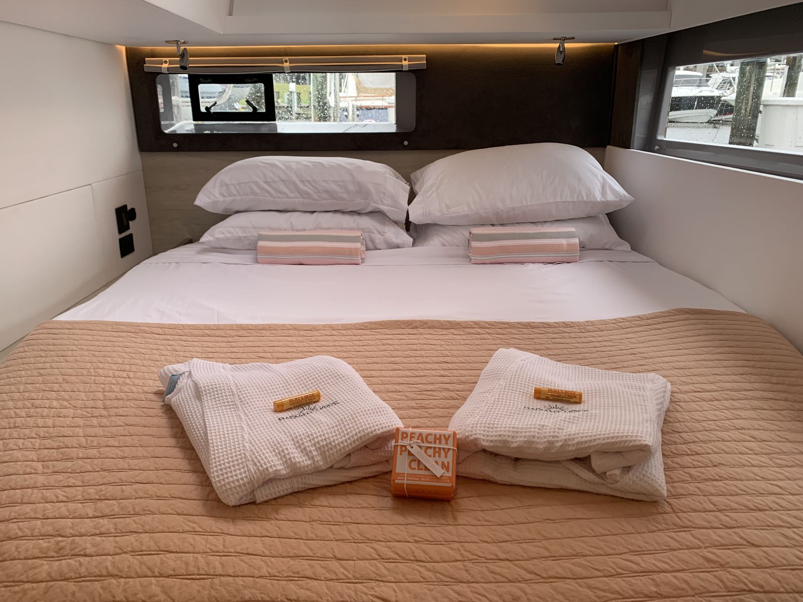 Made cabin berth
