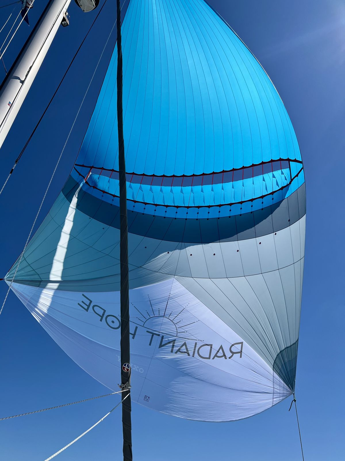 Oxley parasailor / Levante under full sail with Radiant Hope logo